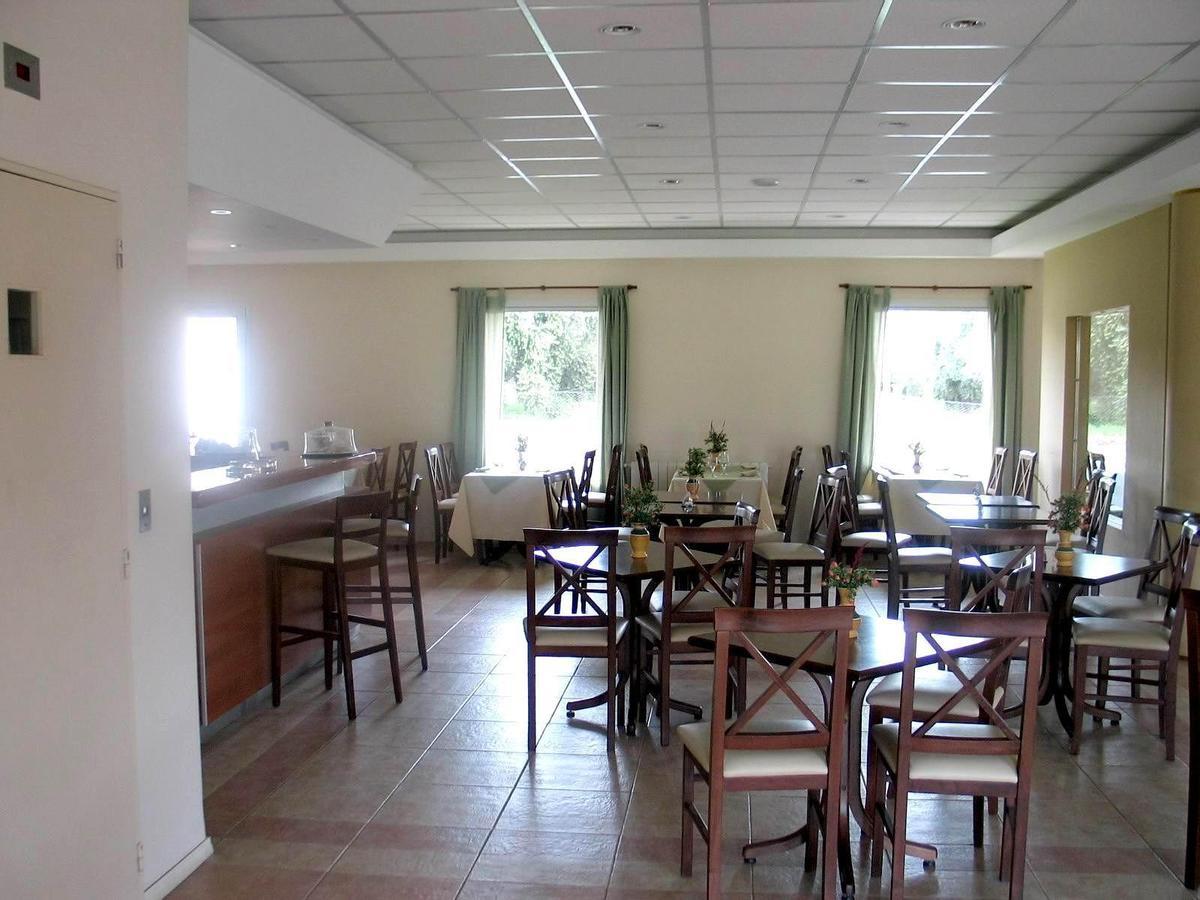 Hotel Del Centro Aimogasta Bagian luar foto