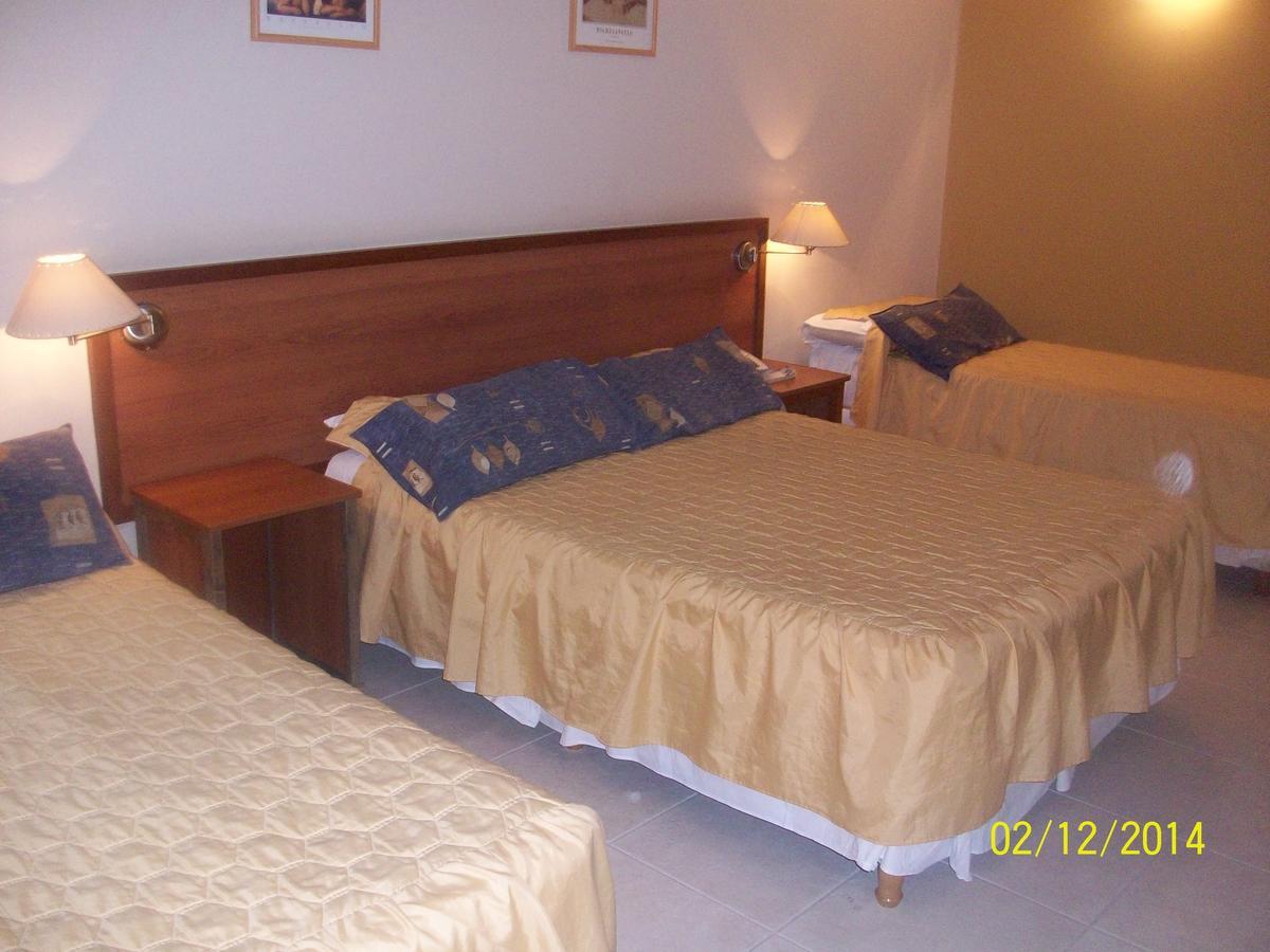 Hotel Del Centro Aimogasta Ruang foto