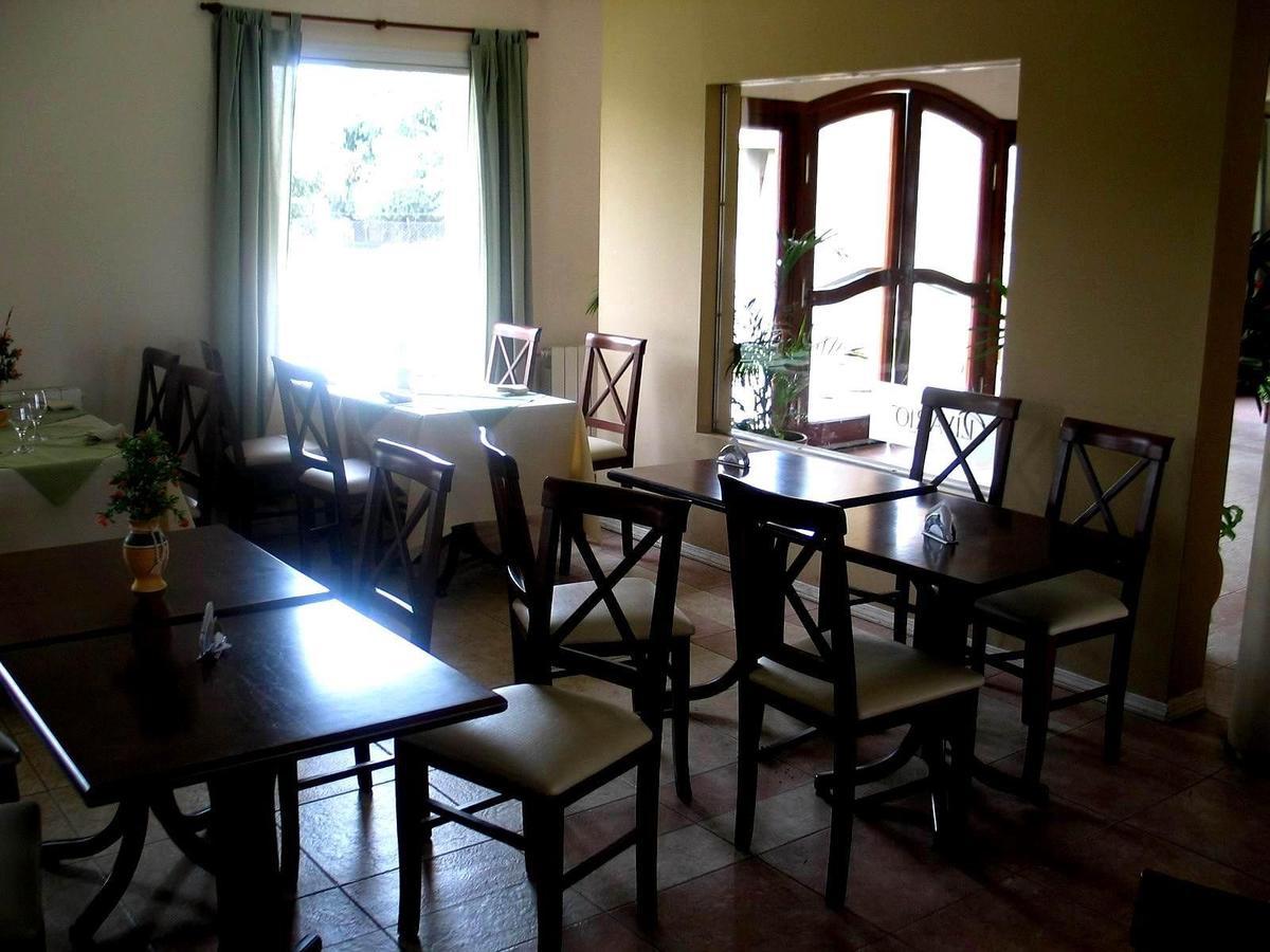 Hotel Del Centro Aimogasta Bagian luar foto