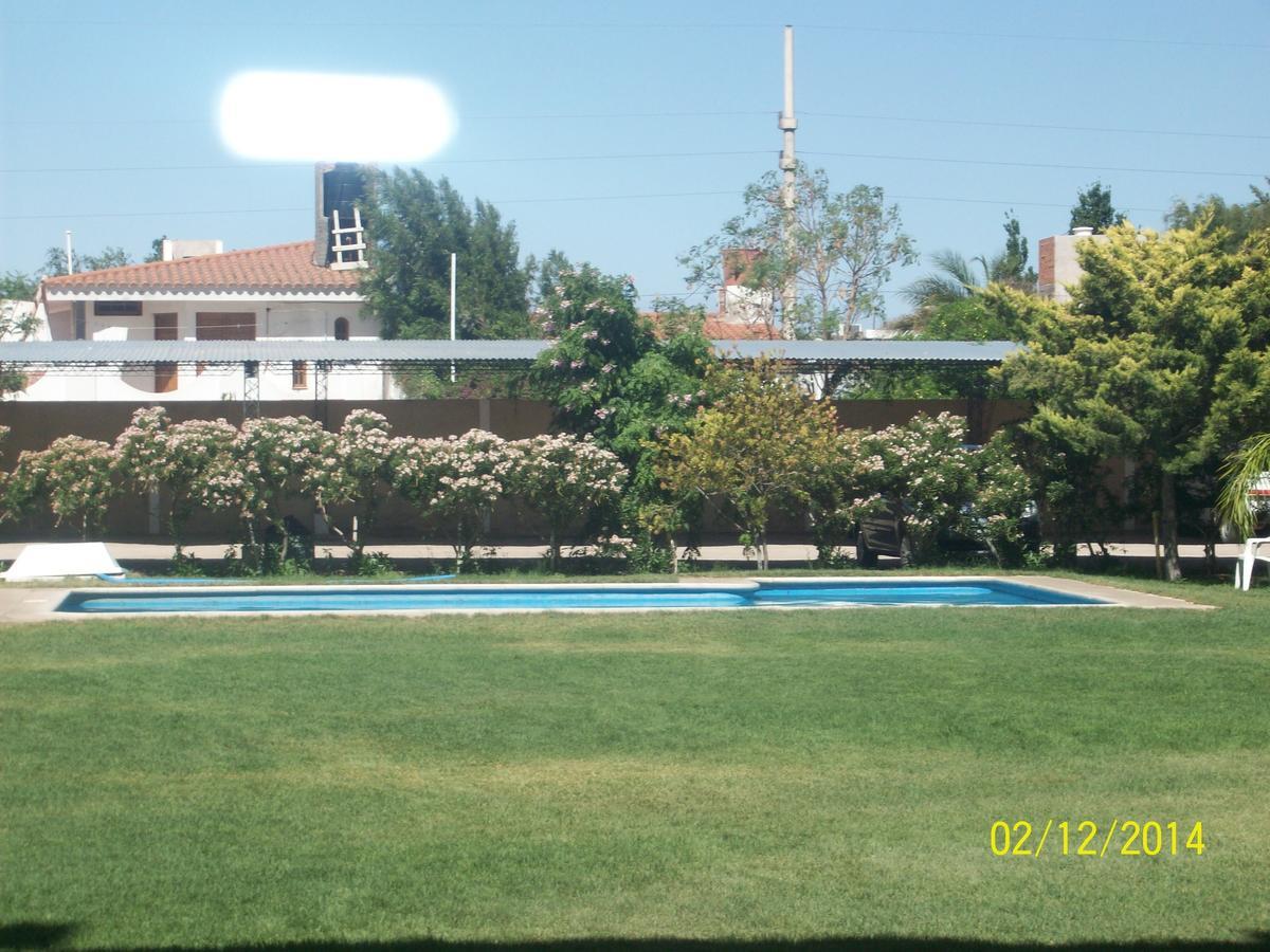 Hotel Del Centro Aimogasta Bagian luar foto