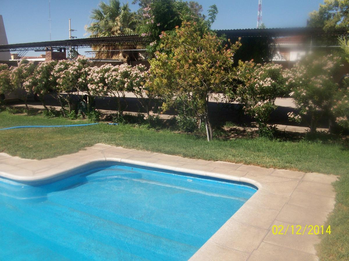 Hotel Del Centro Aimogasta Bagian luar foto